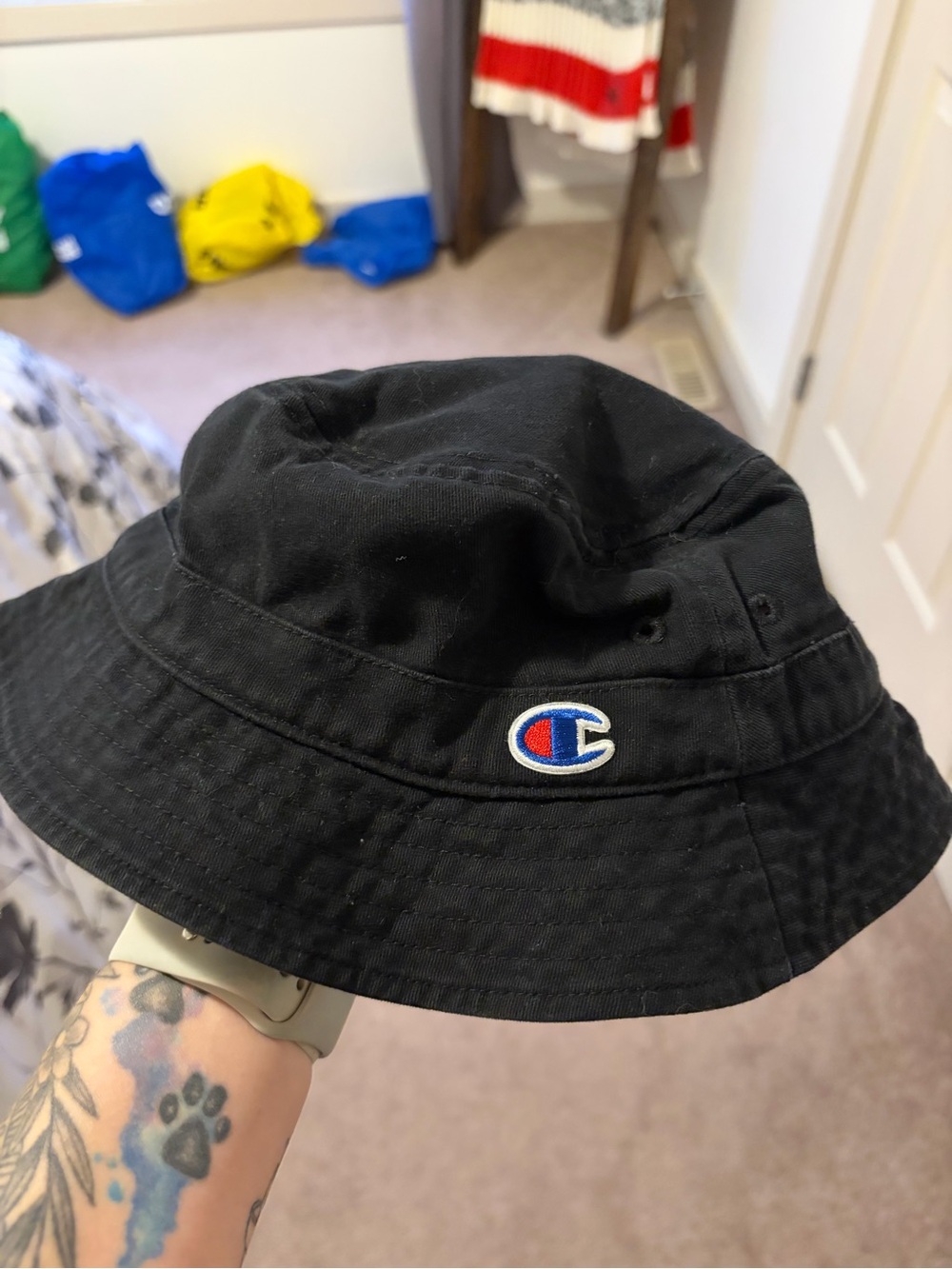 🍁 CHAMPION - Black Bucket Hat - O/S